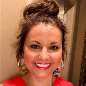 Meet your Posher, Catherine